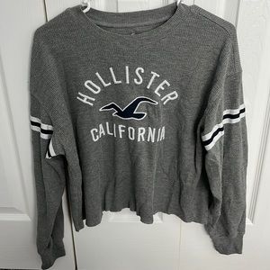 Womens XS gray hollister long sleeve shirt boyfriend tee material